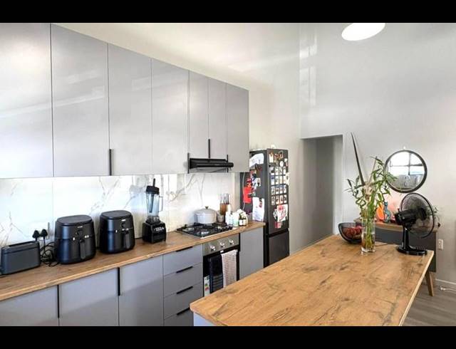 3 BEDROOM PROPERTY TO RENT IN CAPRI